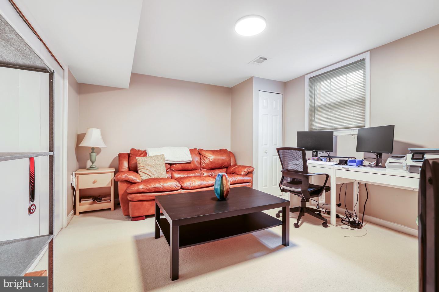 131 Davis Ave SW