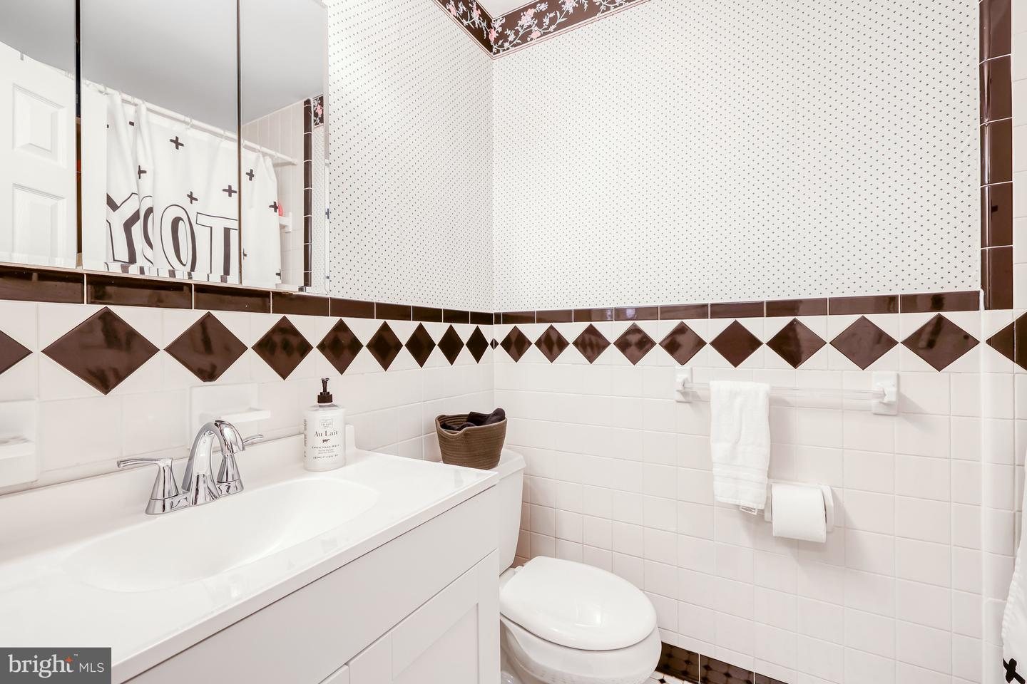 131 Davis Ave SW