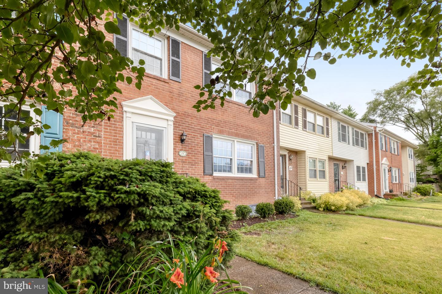 131 Davis Ave SW