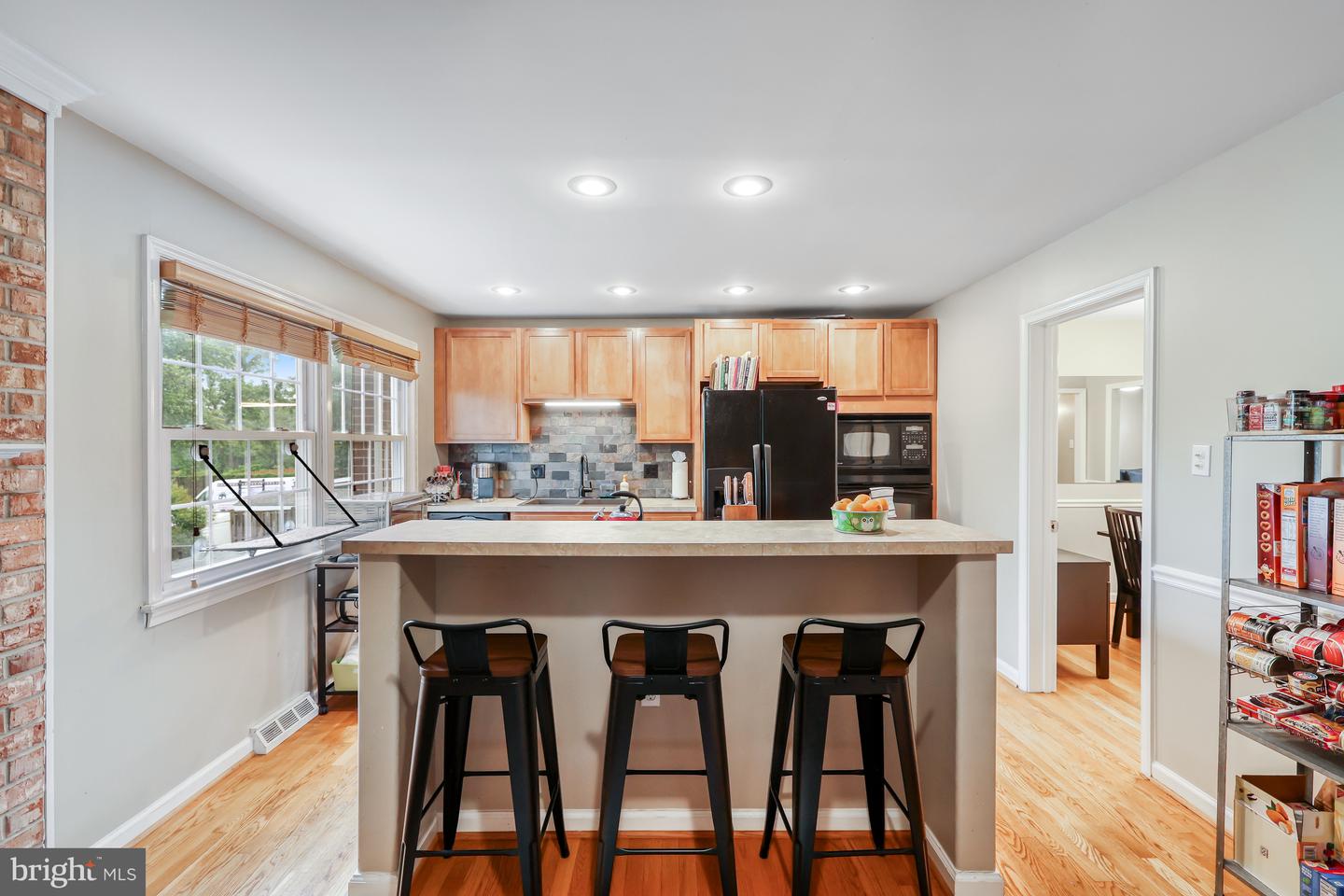 131 Davis Ave SW