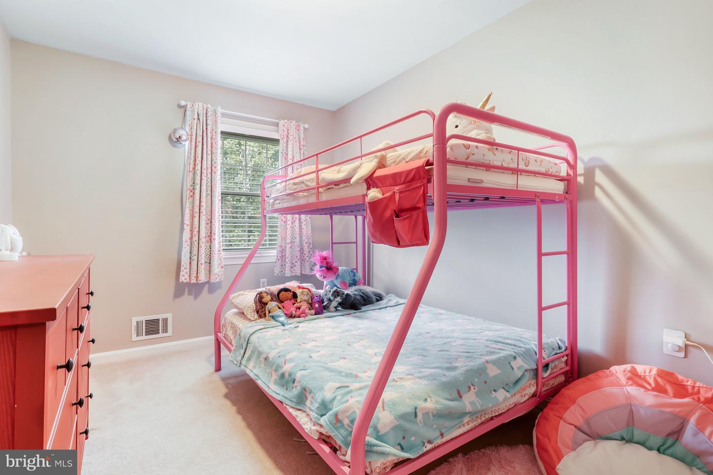 131 Davis Ave SW