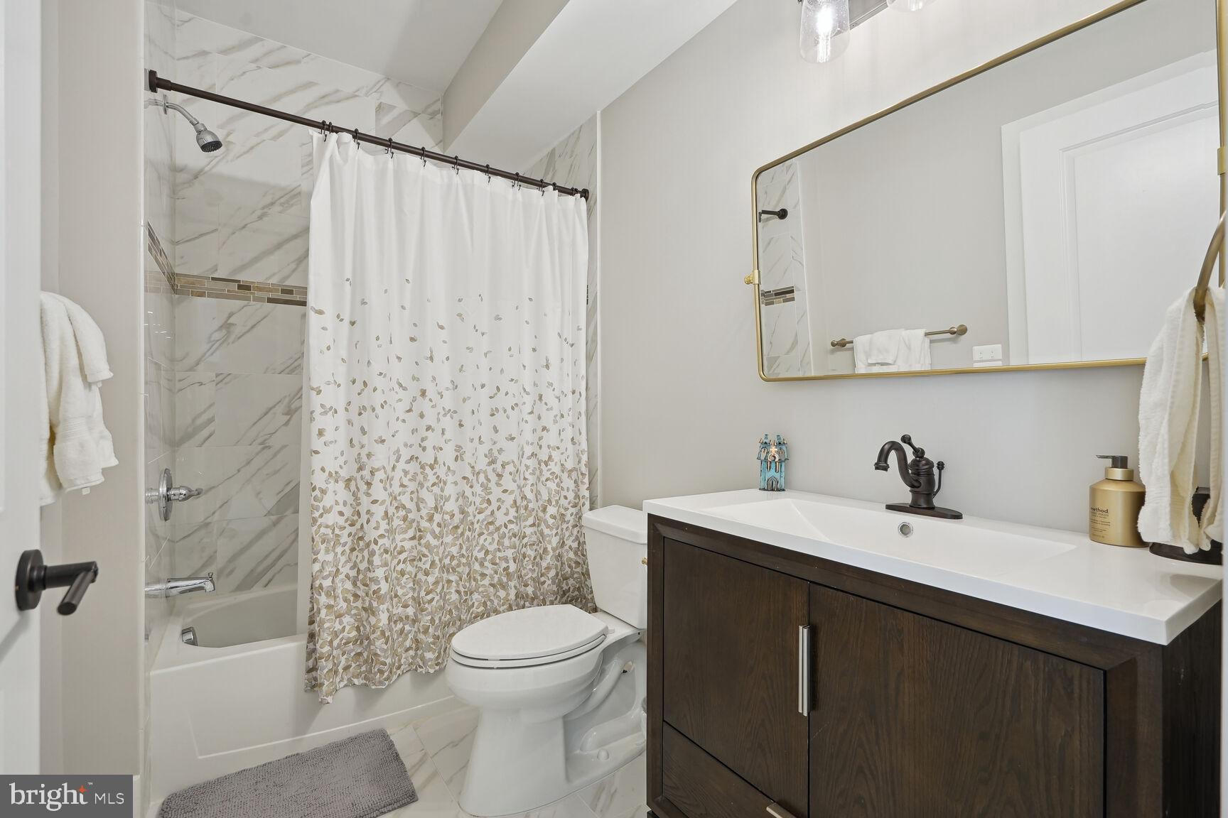 23528 Whiteheart Hickory Ln