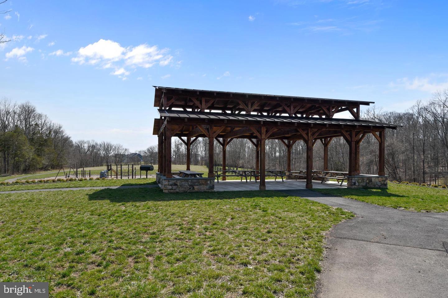 23528 Whiteheart Hickory Ln