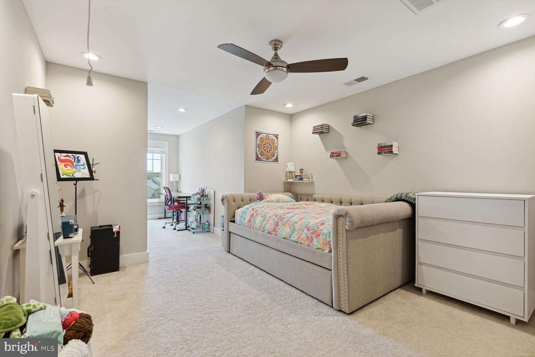 23528 Whiteheart Hickory Ln