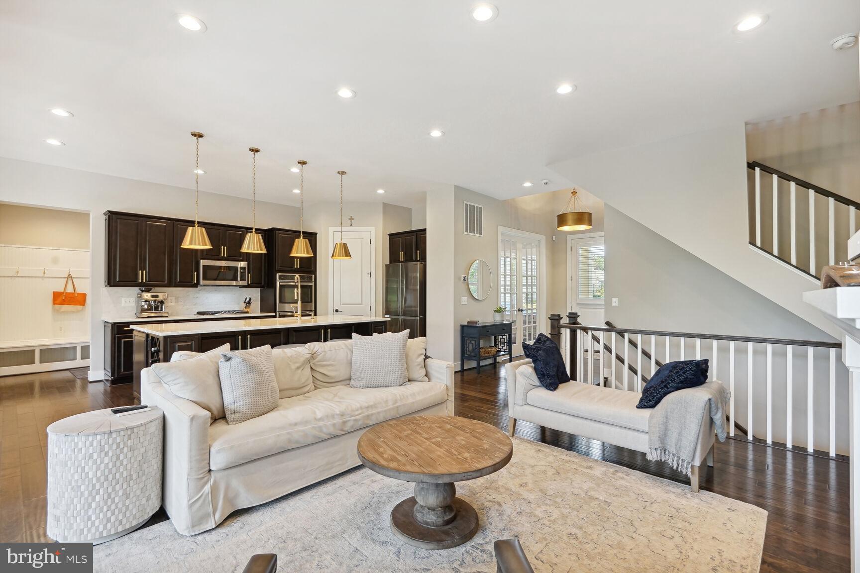 23528 Whiteheart Hickory Ln