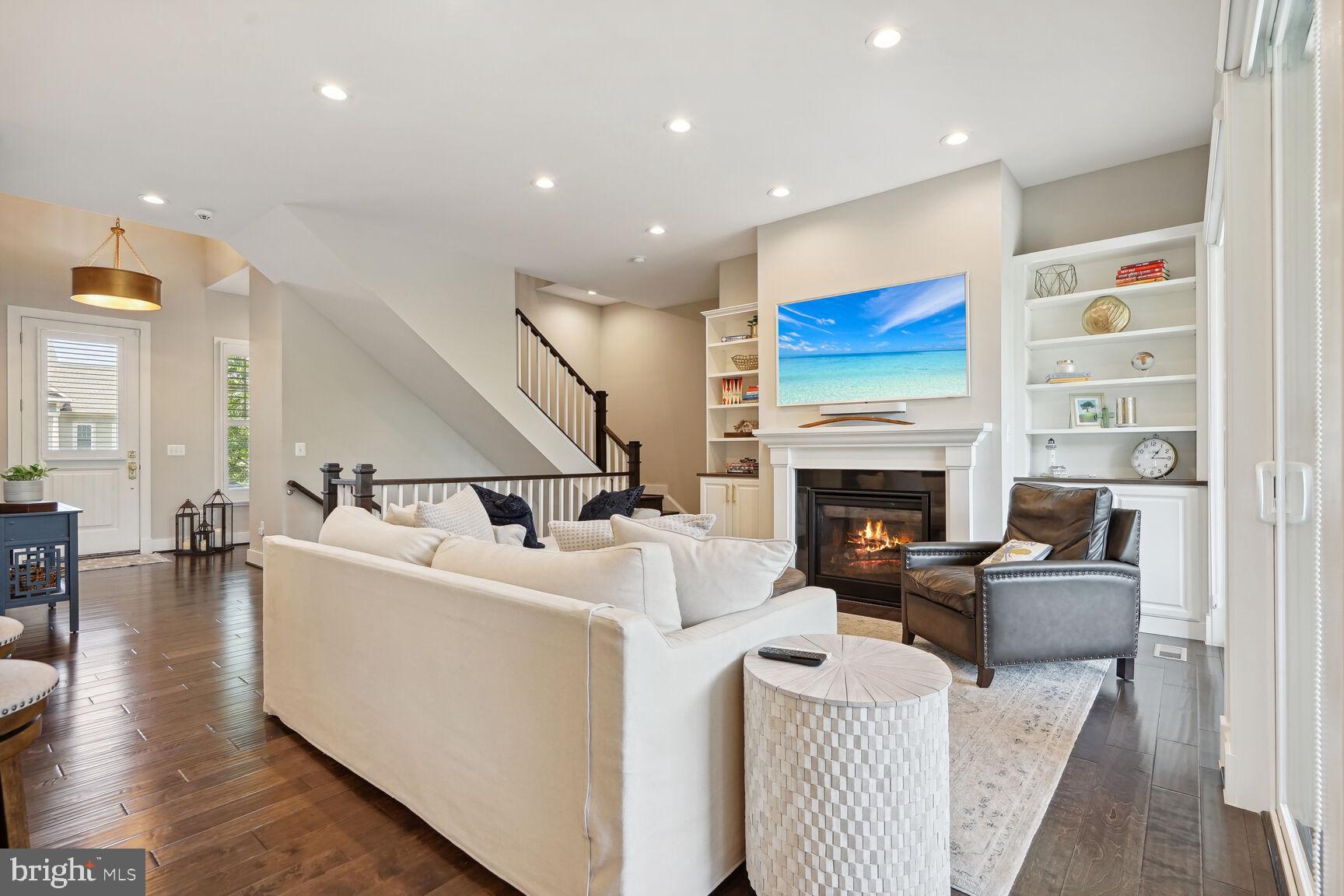 23528 Whiteheart Hickory Ln