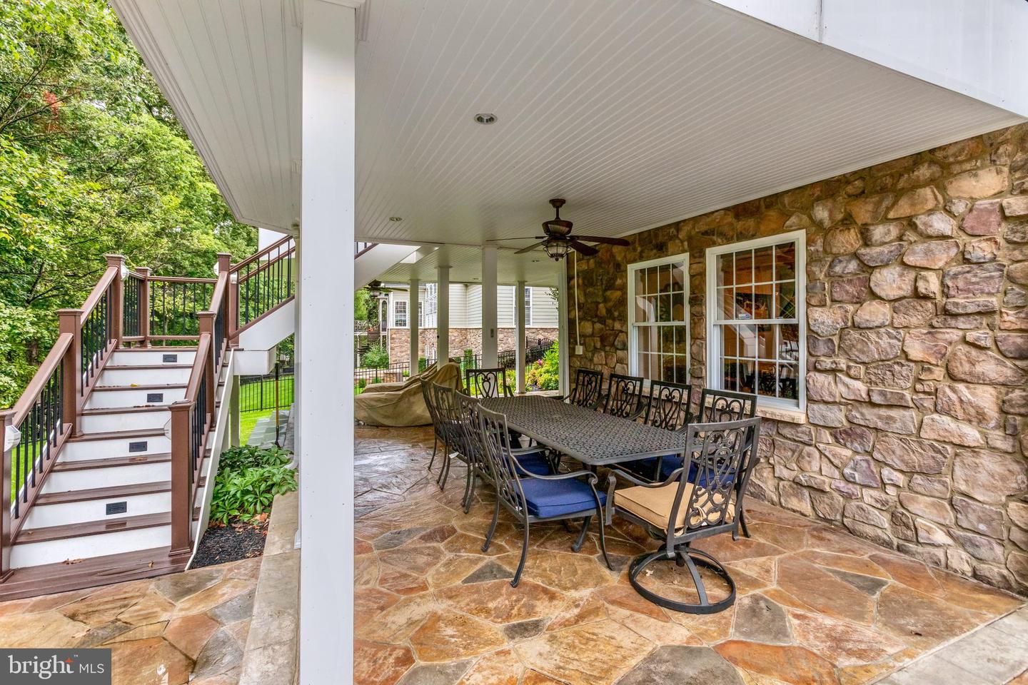 18951 Canoe Landing Ct
