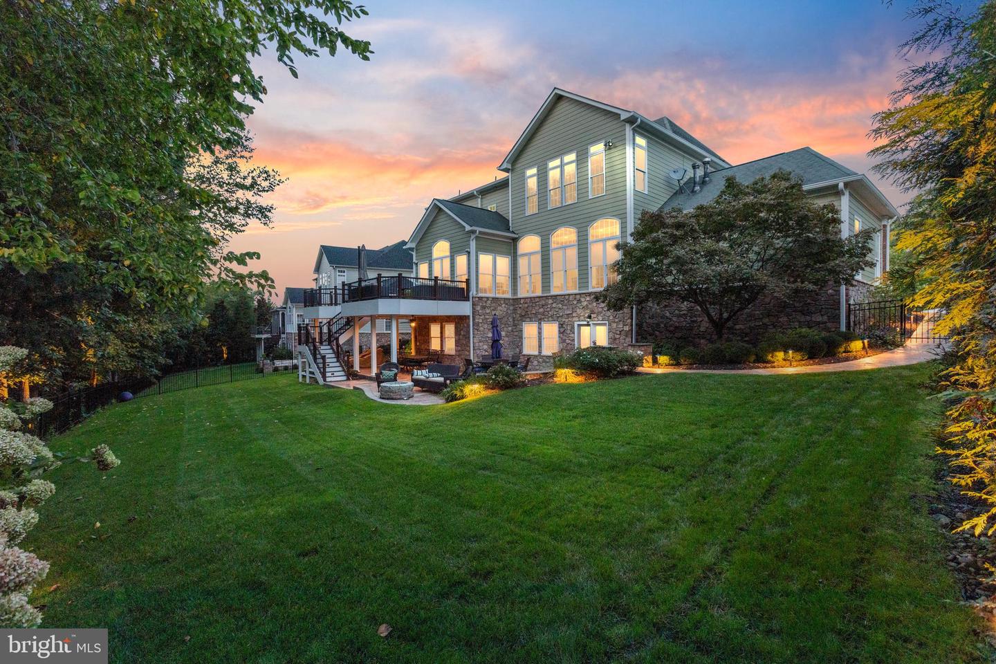 18951 Canoe Landing Ct