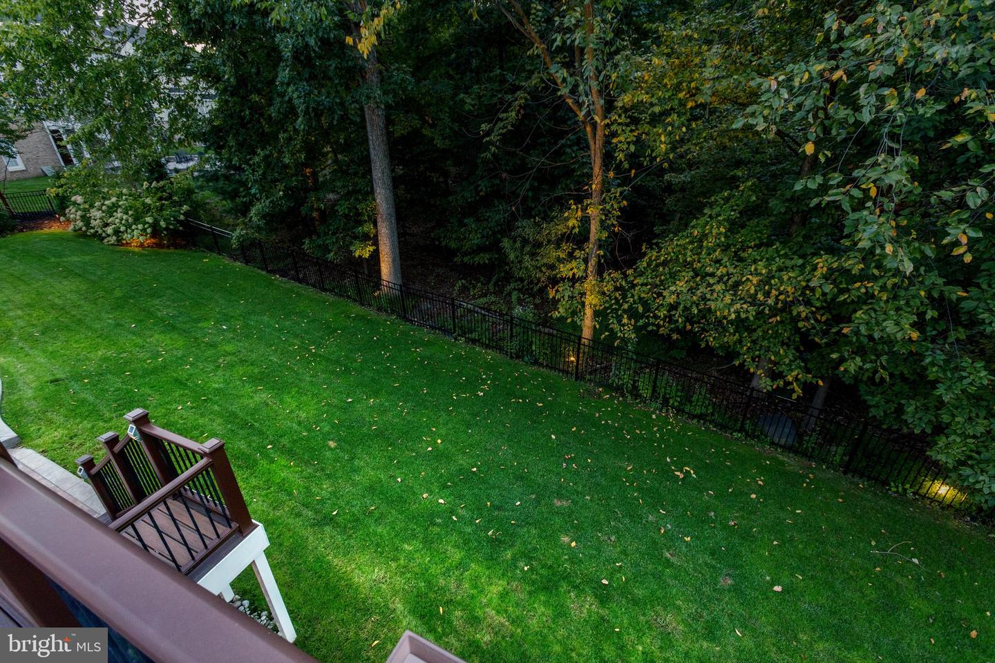 18951 Canoe Landing Ct