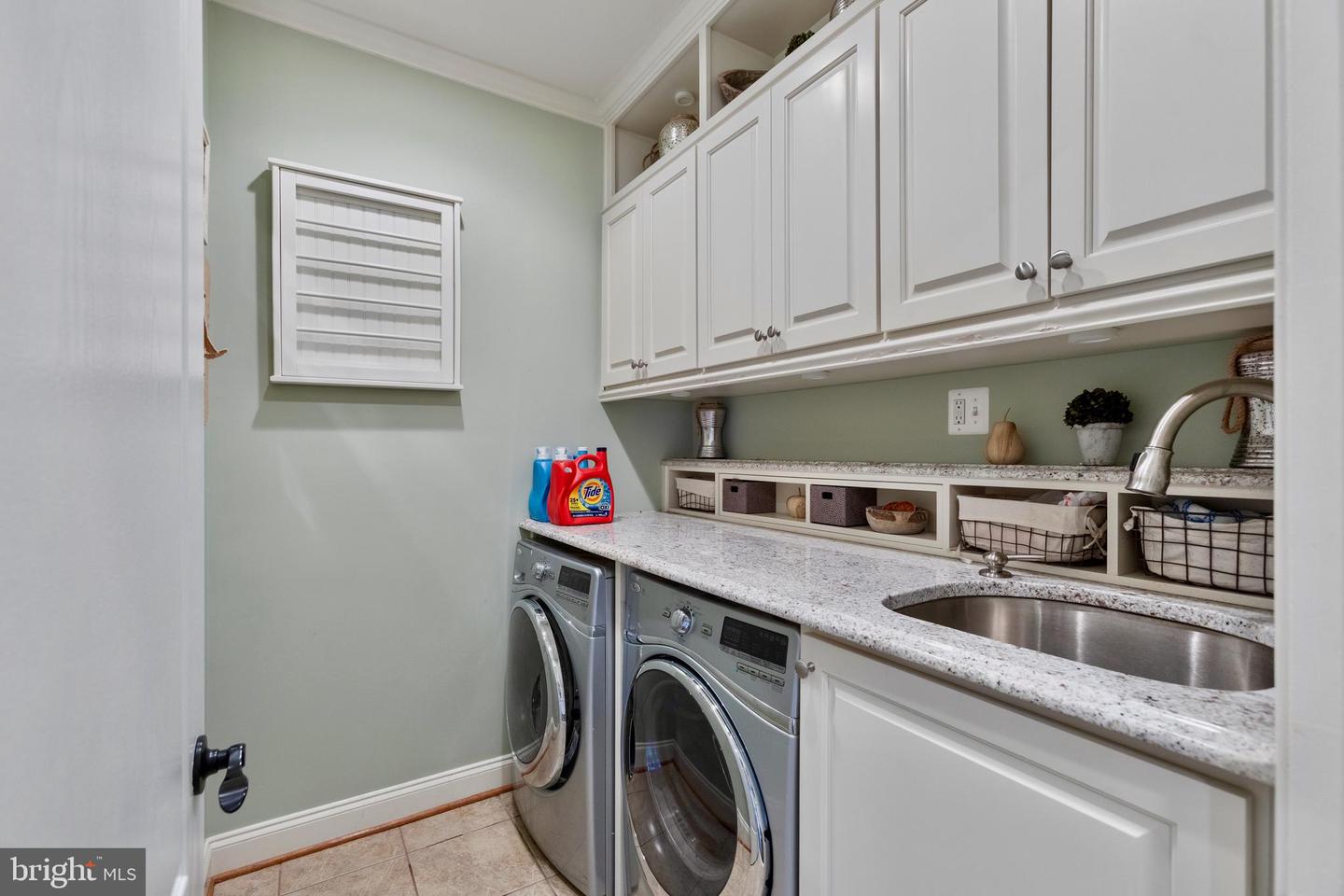 18951 Canoe Landing Ct