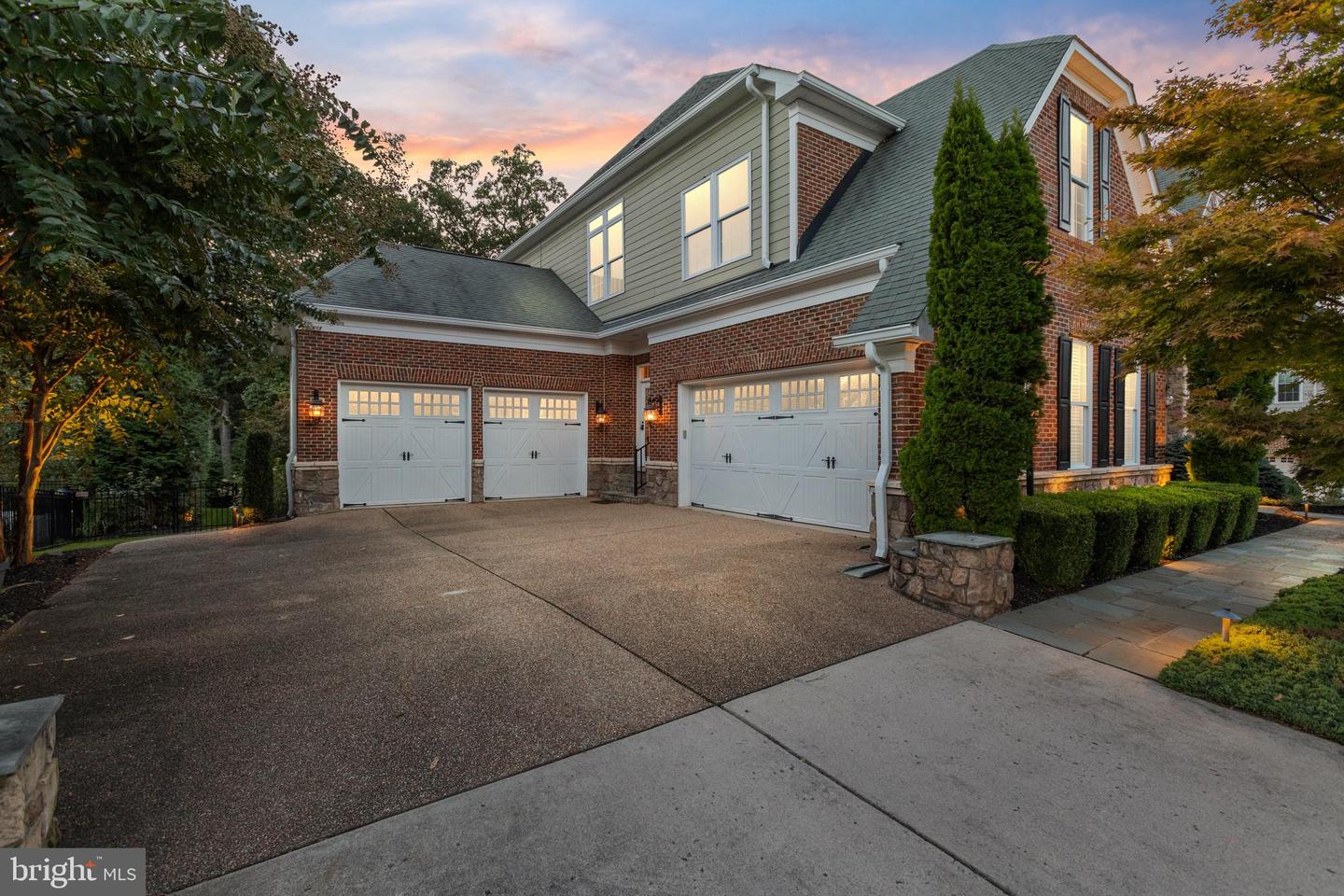 18951 Canoe Landing Ct