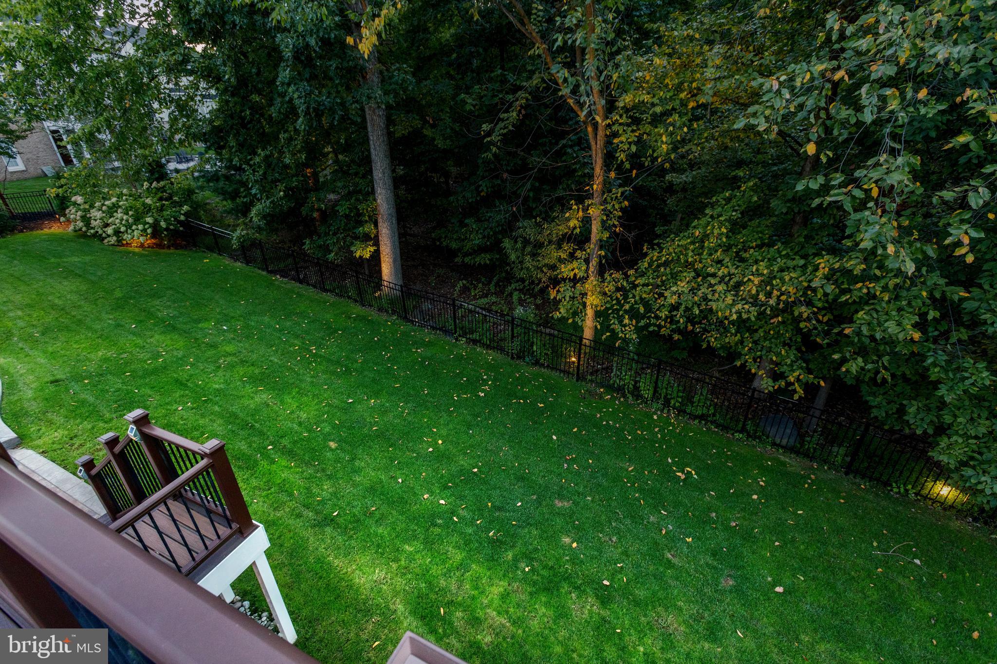 18951 Canoe Landing Ct
