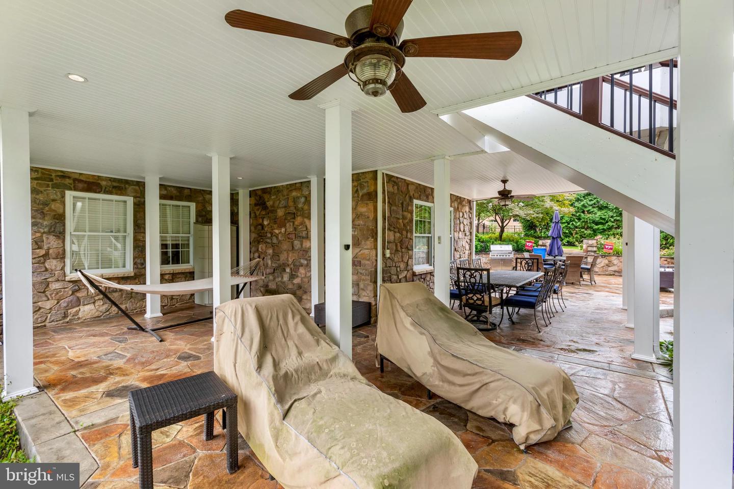 18951 Canoe Landing Ct