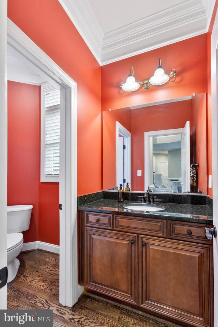 18951 Canoe Landing Ct