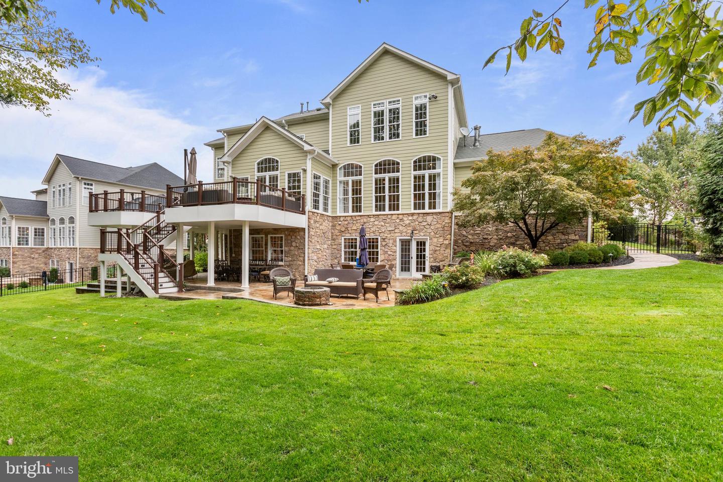 18951 Canoe Landing Ct