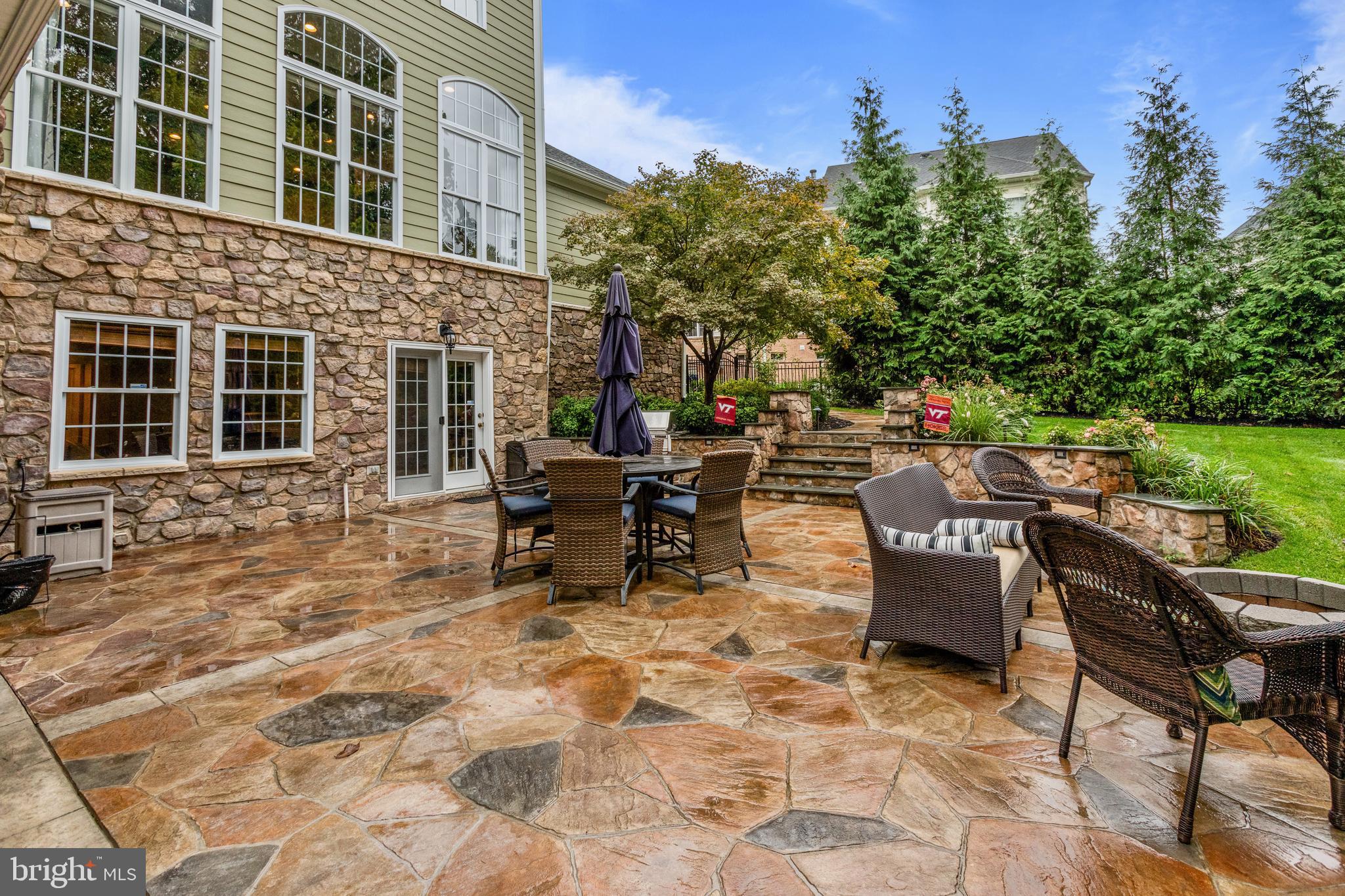 18951 Canoe Landing Ct
