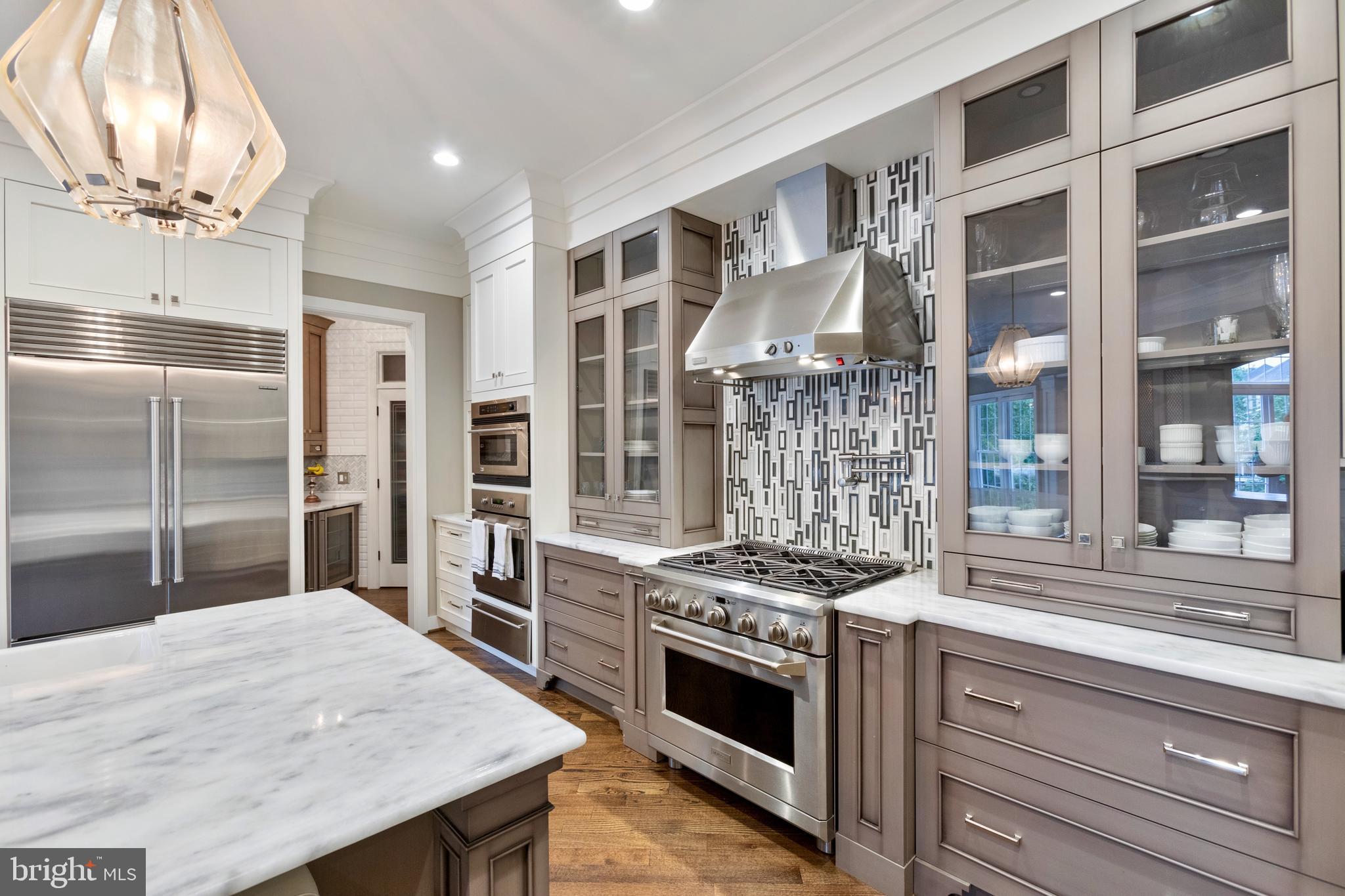 18951 Canoe Landing Ct