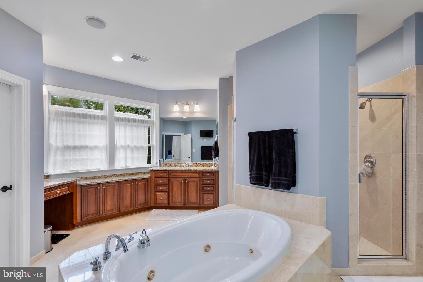 18951 Canoe Landing Ct