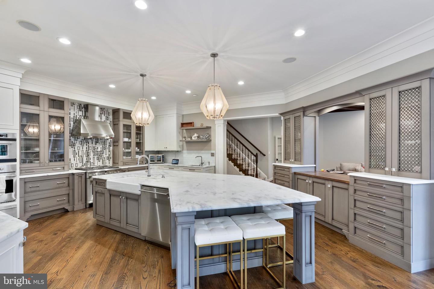 18951 Canoe Landing Ct