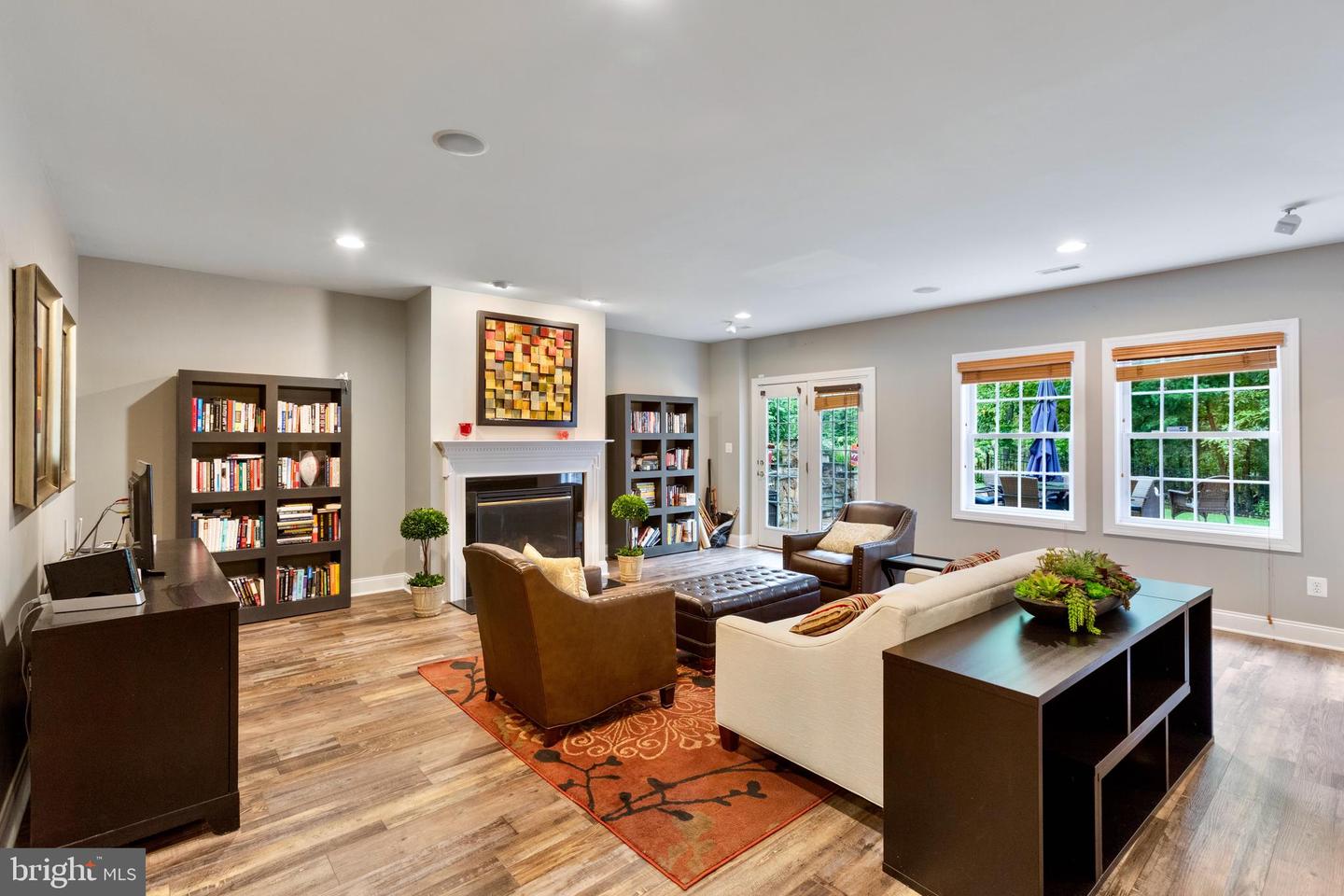 18951 Canoe Landing Ct