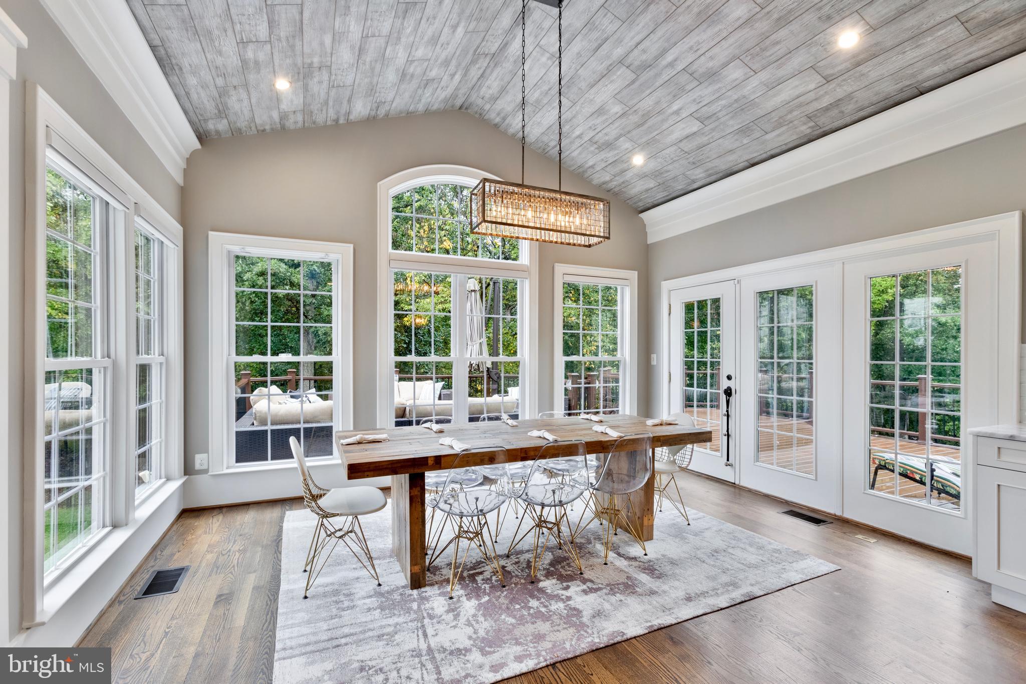 18951 Canoe Landing Ct