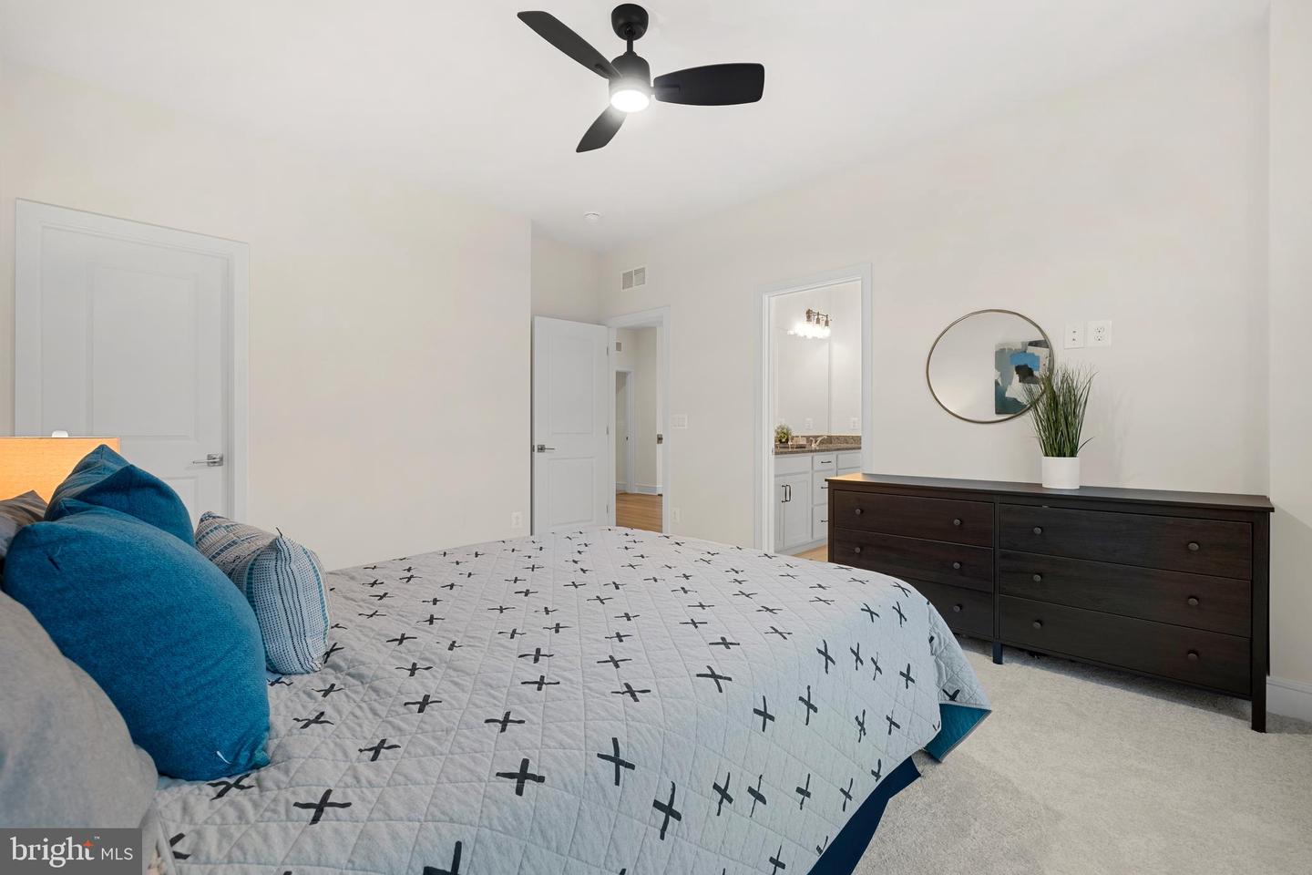 24016 Littleleaf Ct