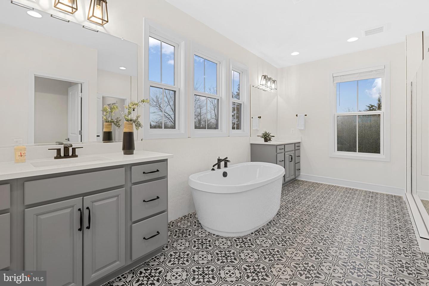 24016 Littleleaf Ct