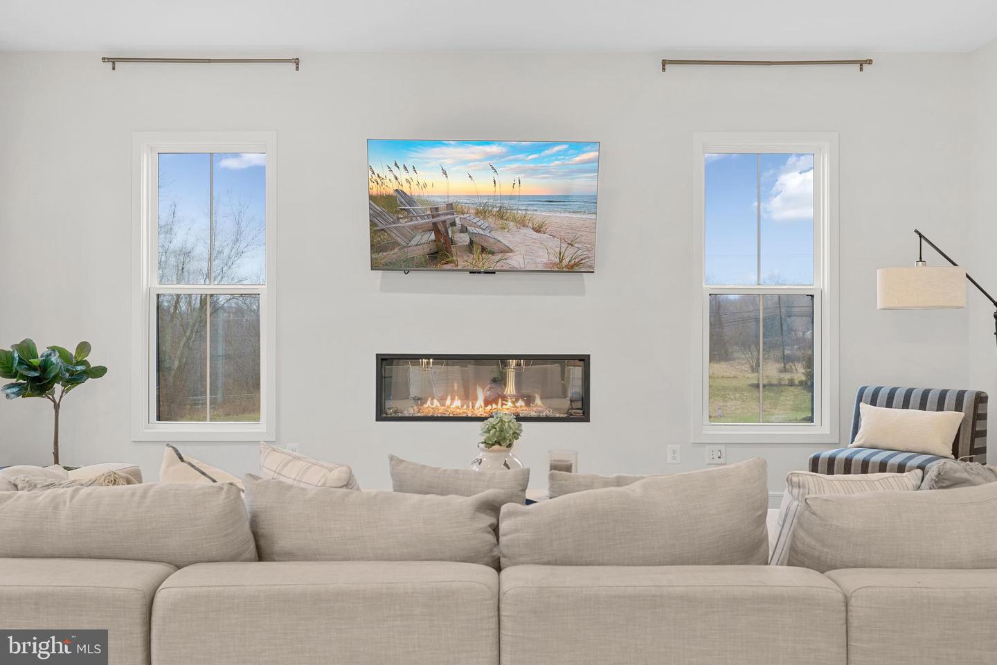 24016 Littleleaf Ct