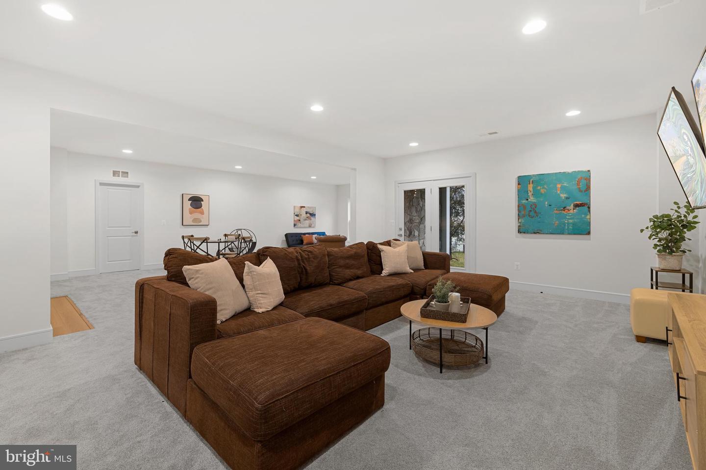 24016 Littleleaf Ct