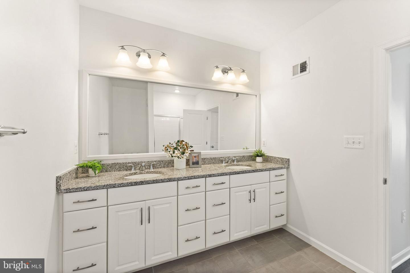 23297 Southdown Manor Ter #116