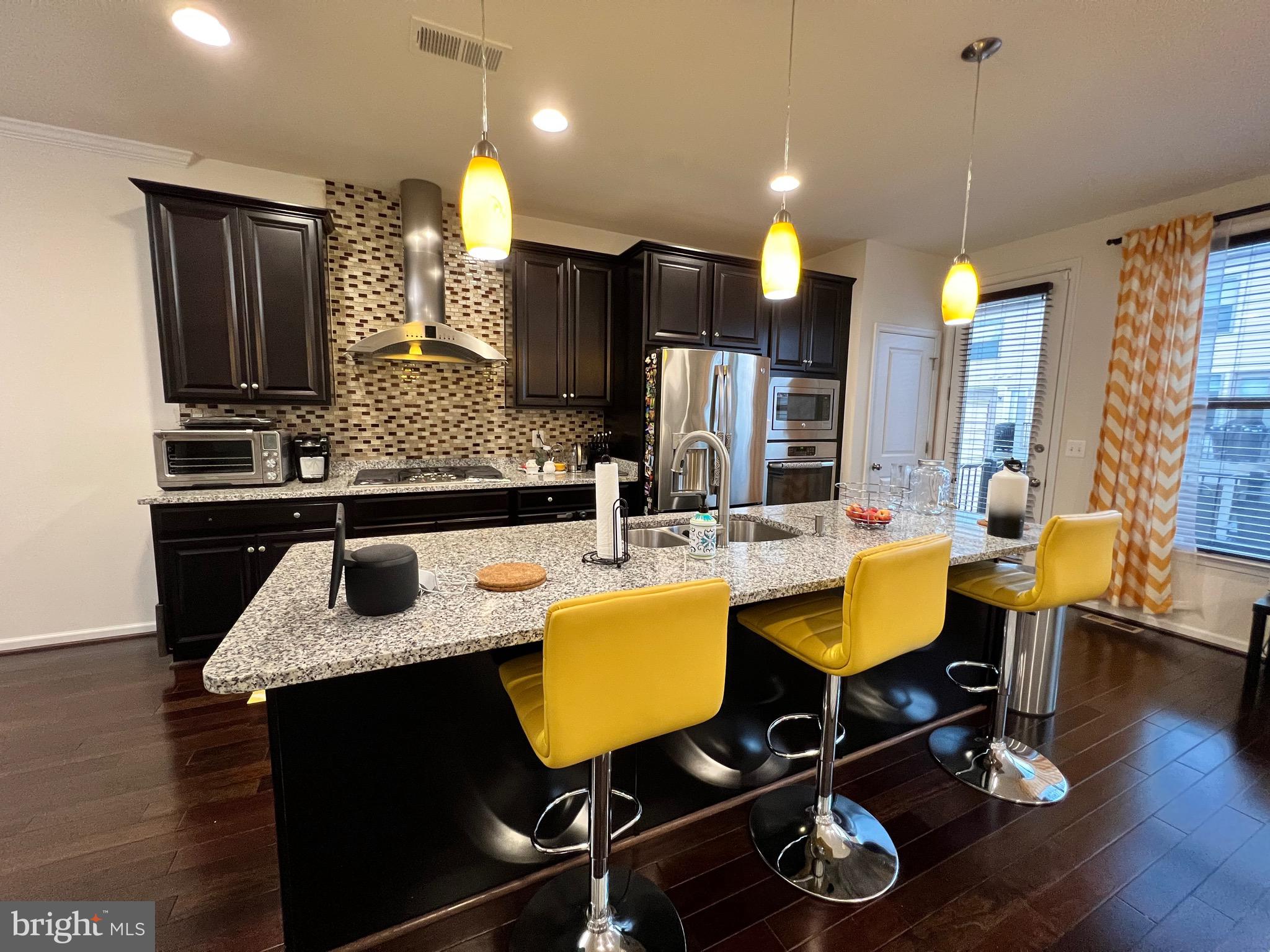 23391 Epperson Sq