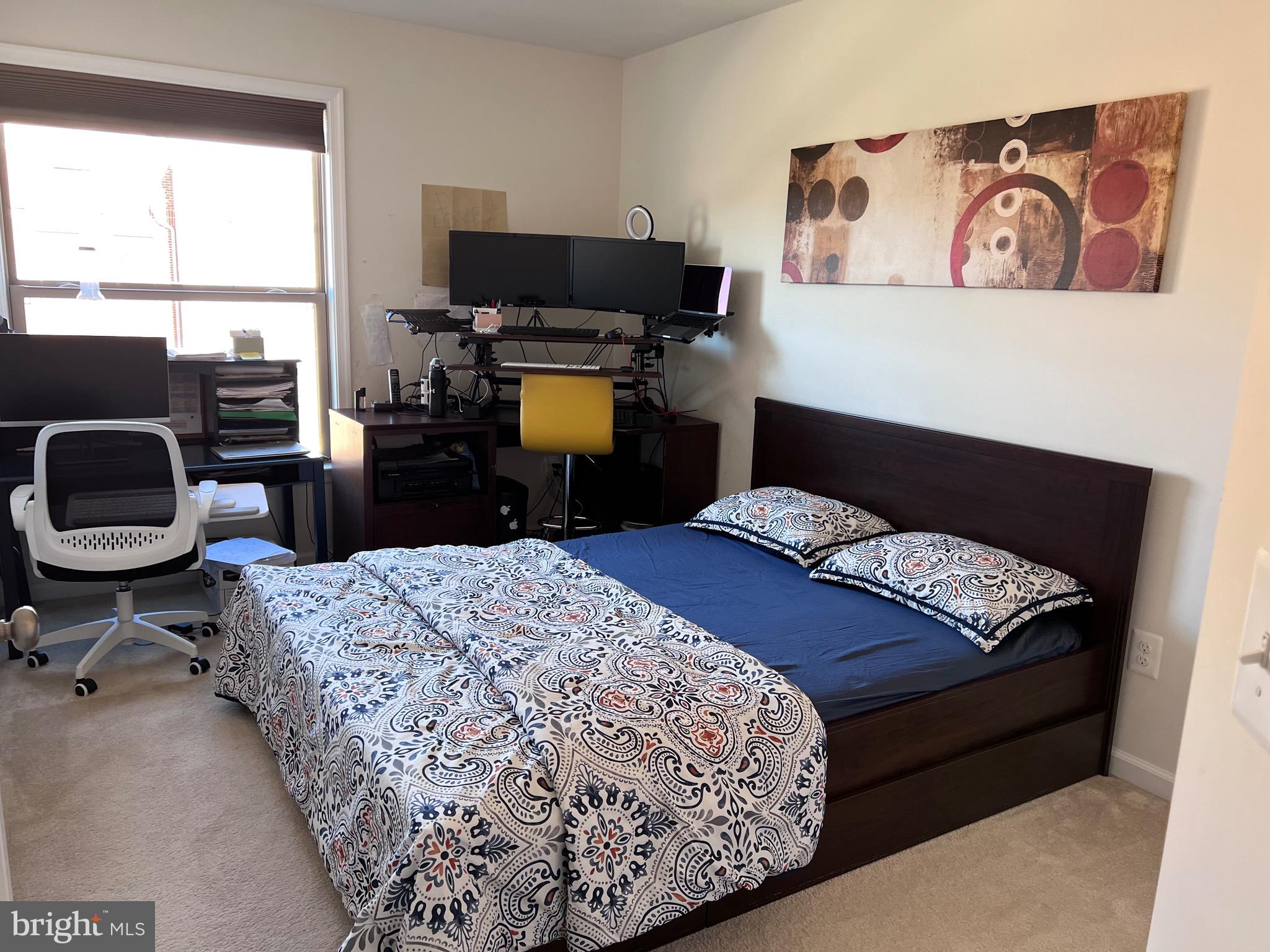 23391 Epperson Sq