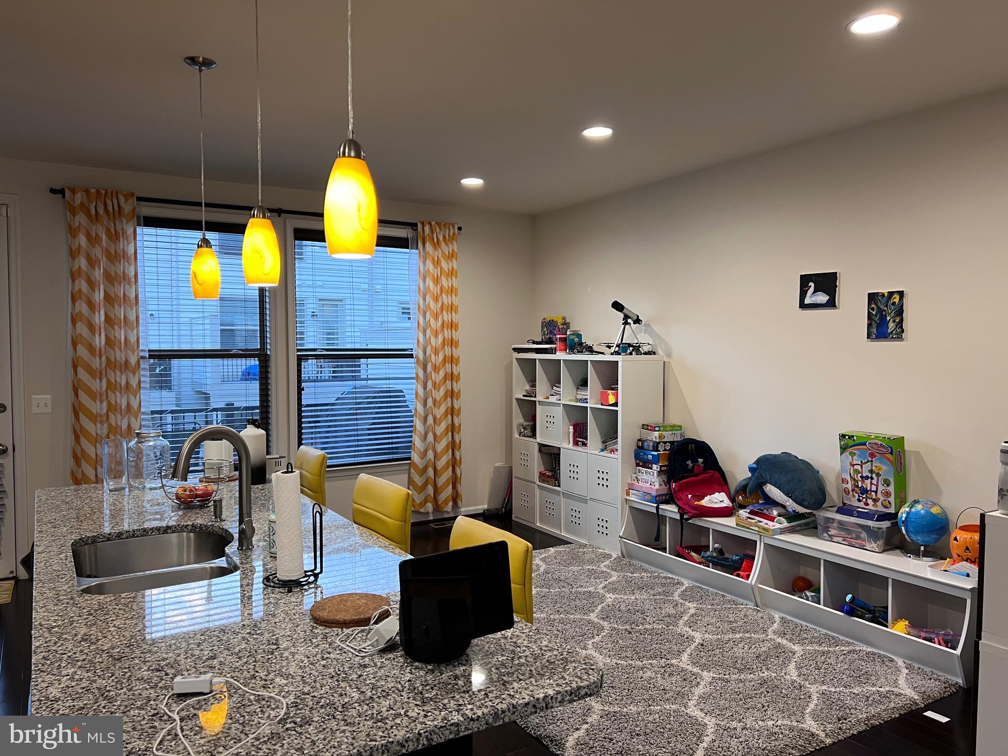 23391 Epperson Sq