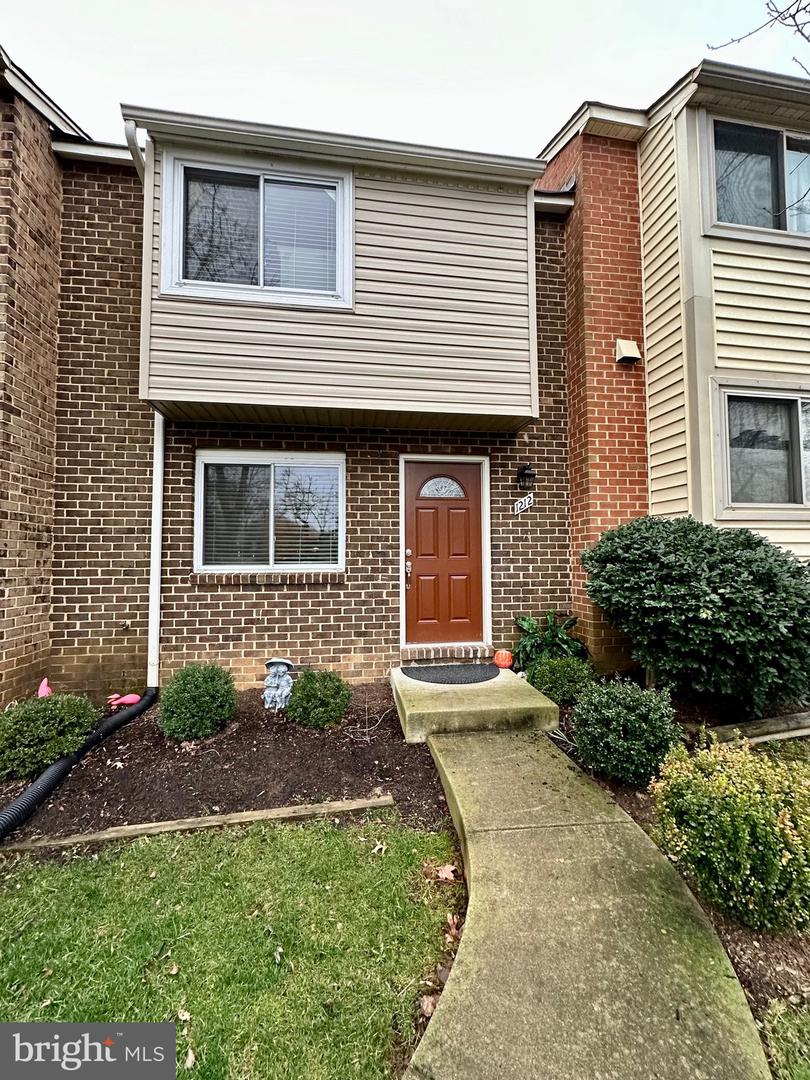 1212 Brethour Ct