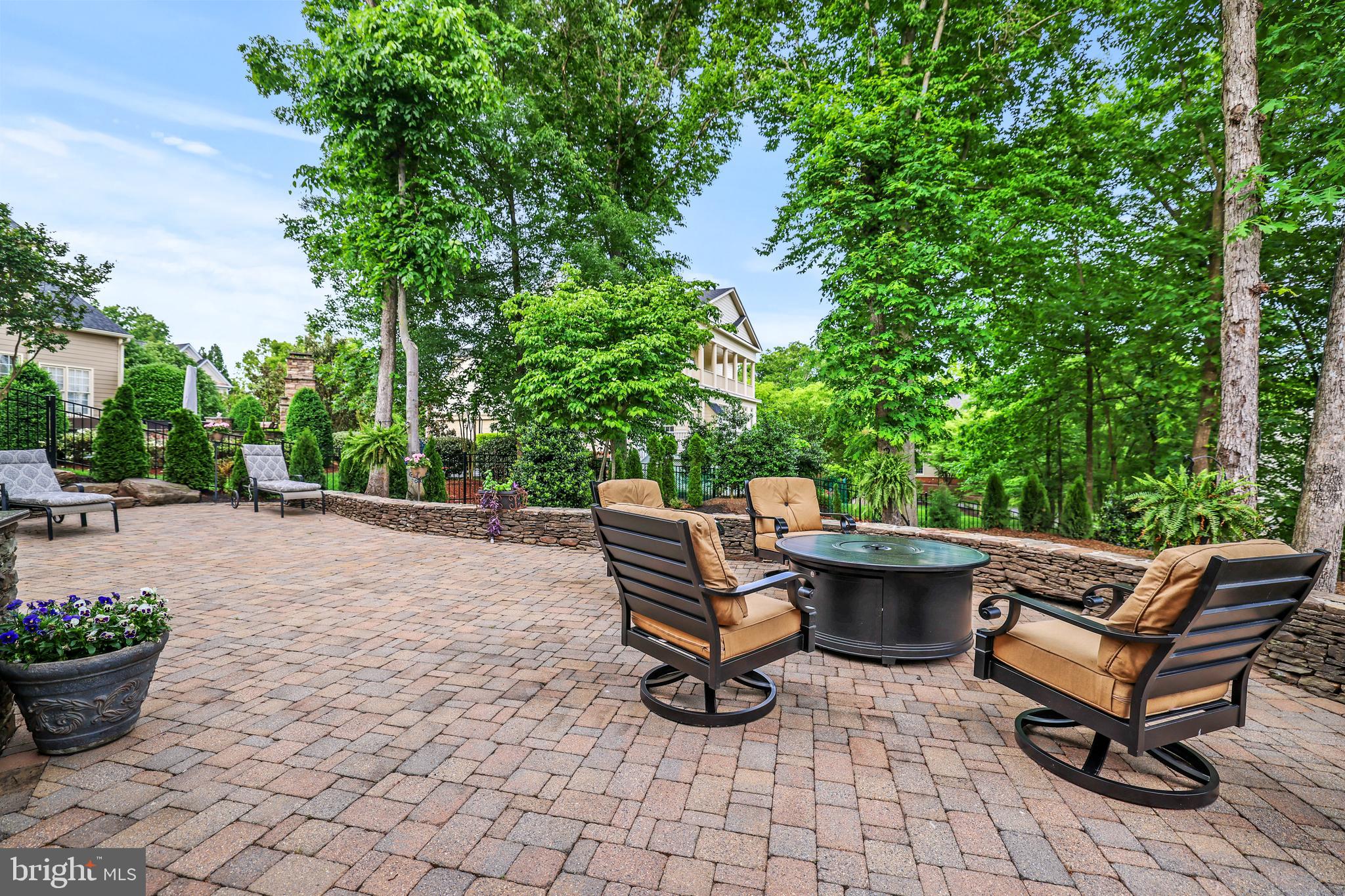 18896 Goose Bluff Ct