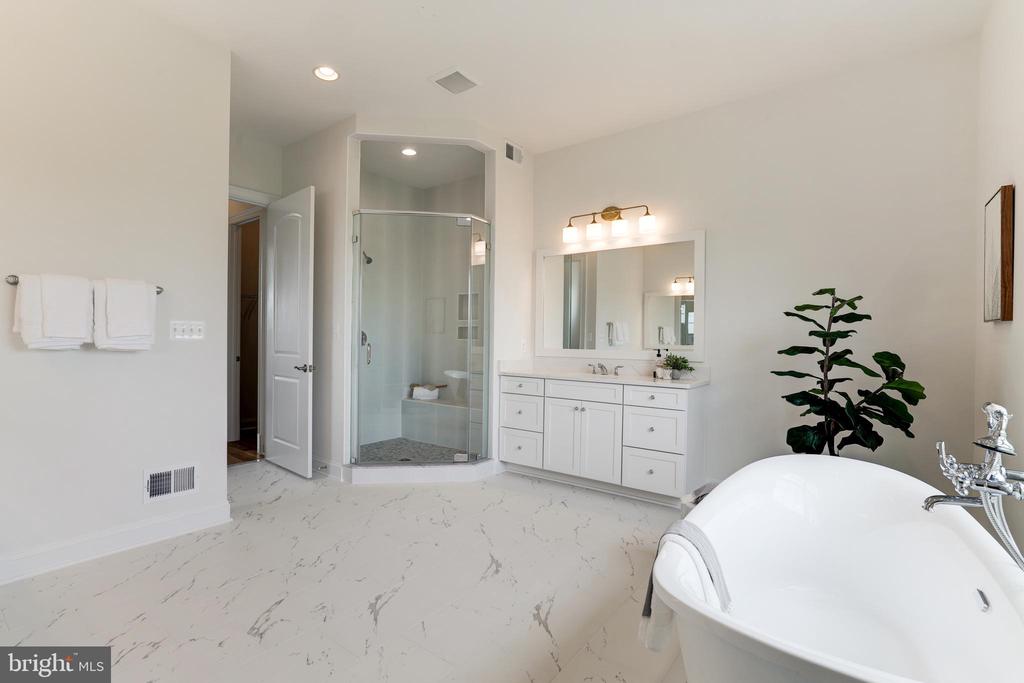 19143 Huntridge Preserve Ct