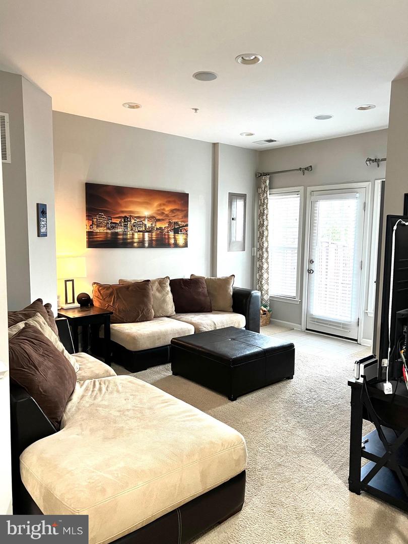 21754 Harroun Ter