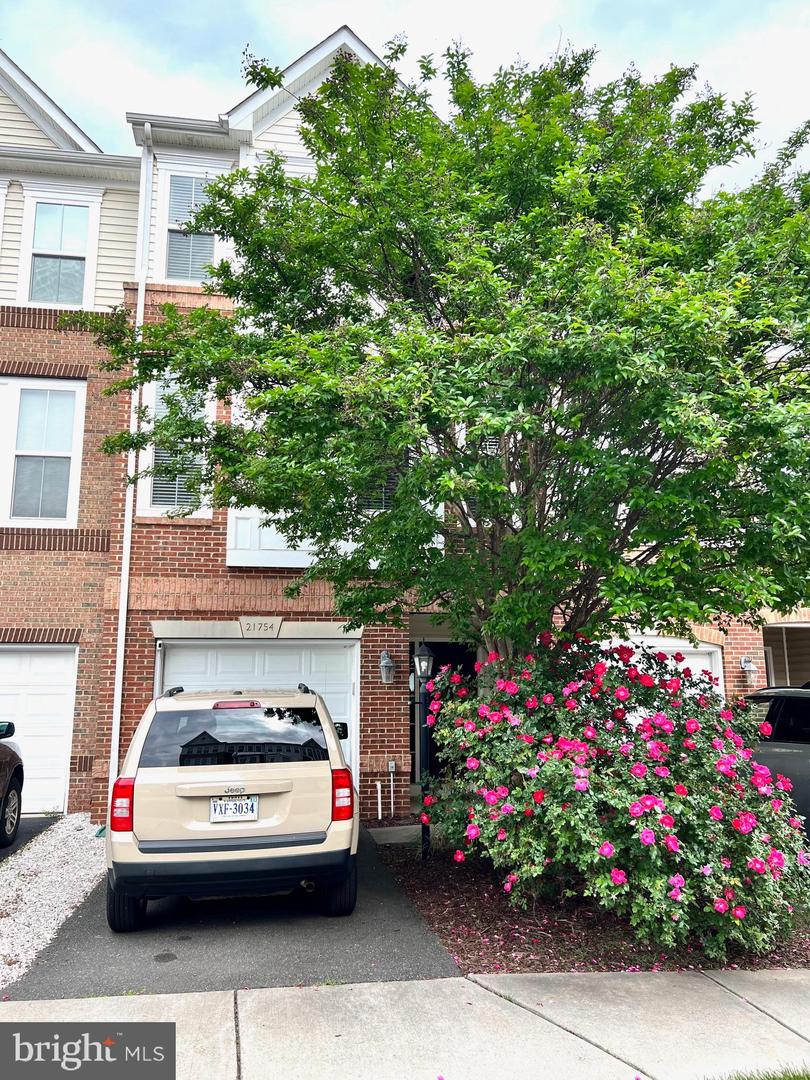 21754 Harroun Ter