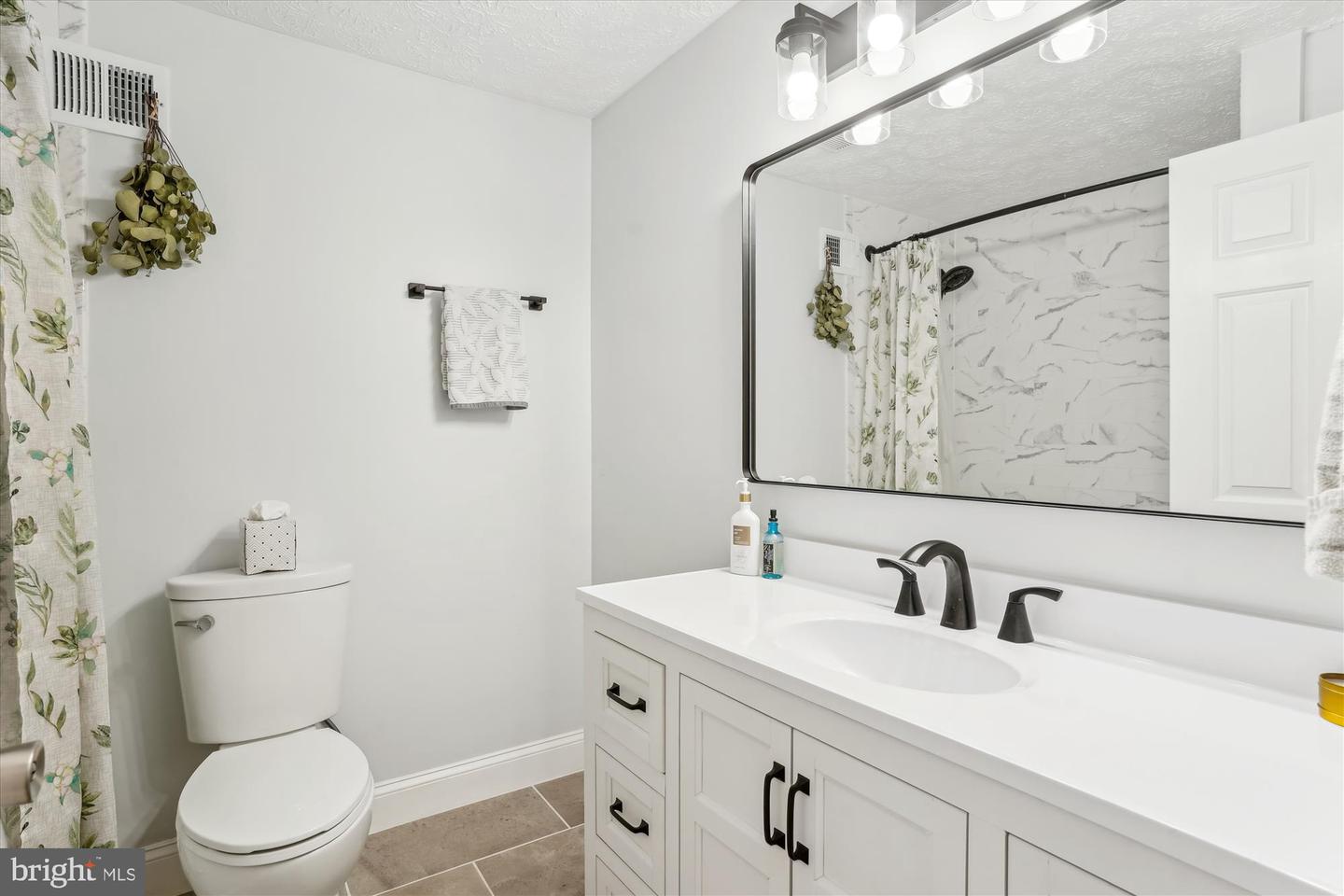 342 Samantha Dr
