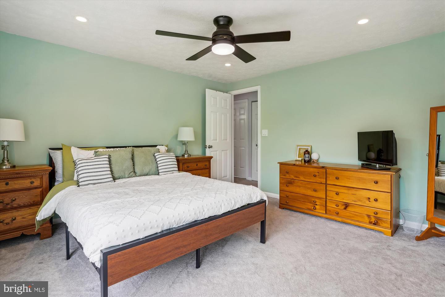 342 Samantha Dr