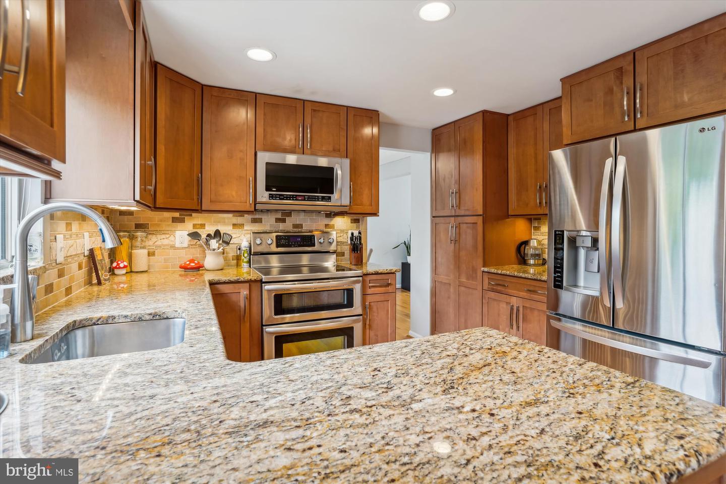342 Samantha Dr