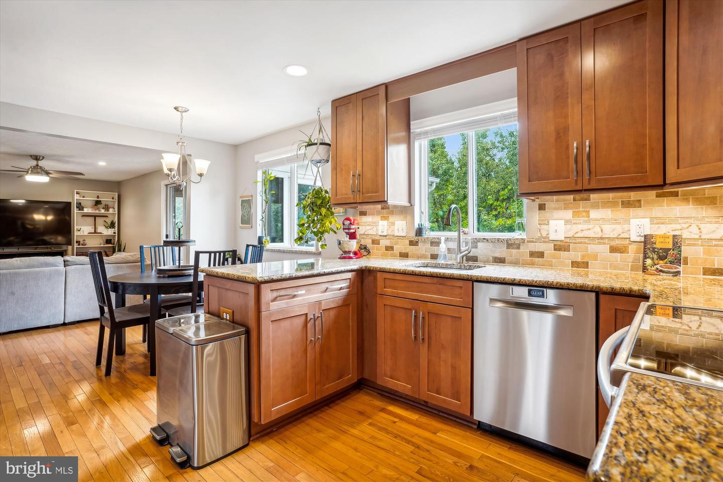 342 Samantha Dr