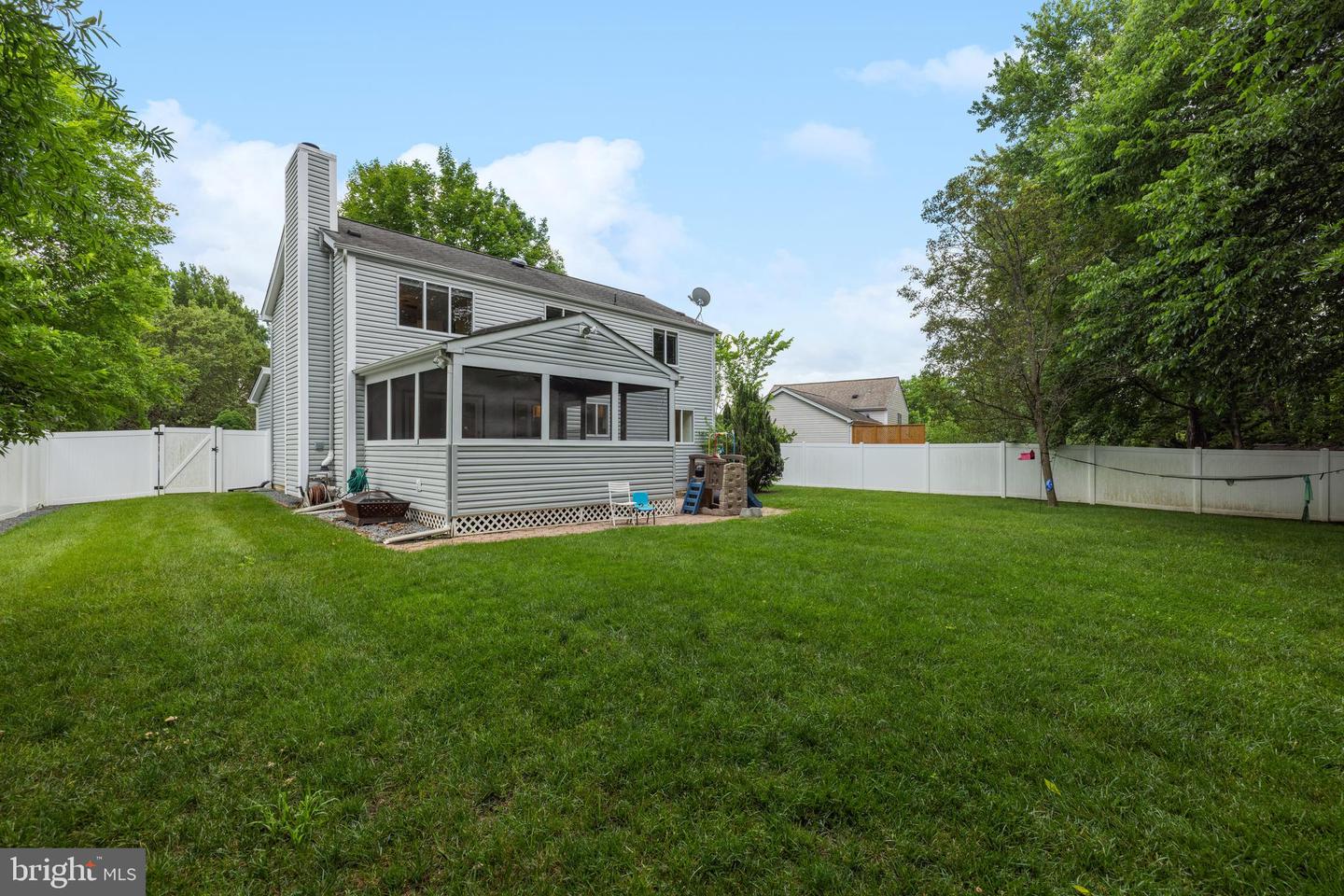 352 Samantha Dr