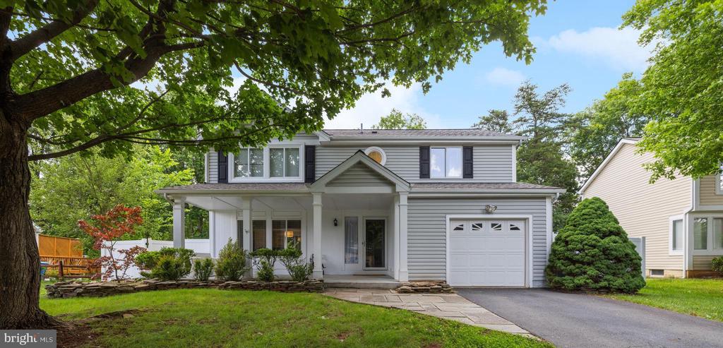 352 Samantha Dr