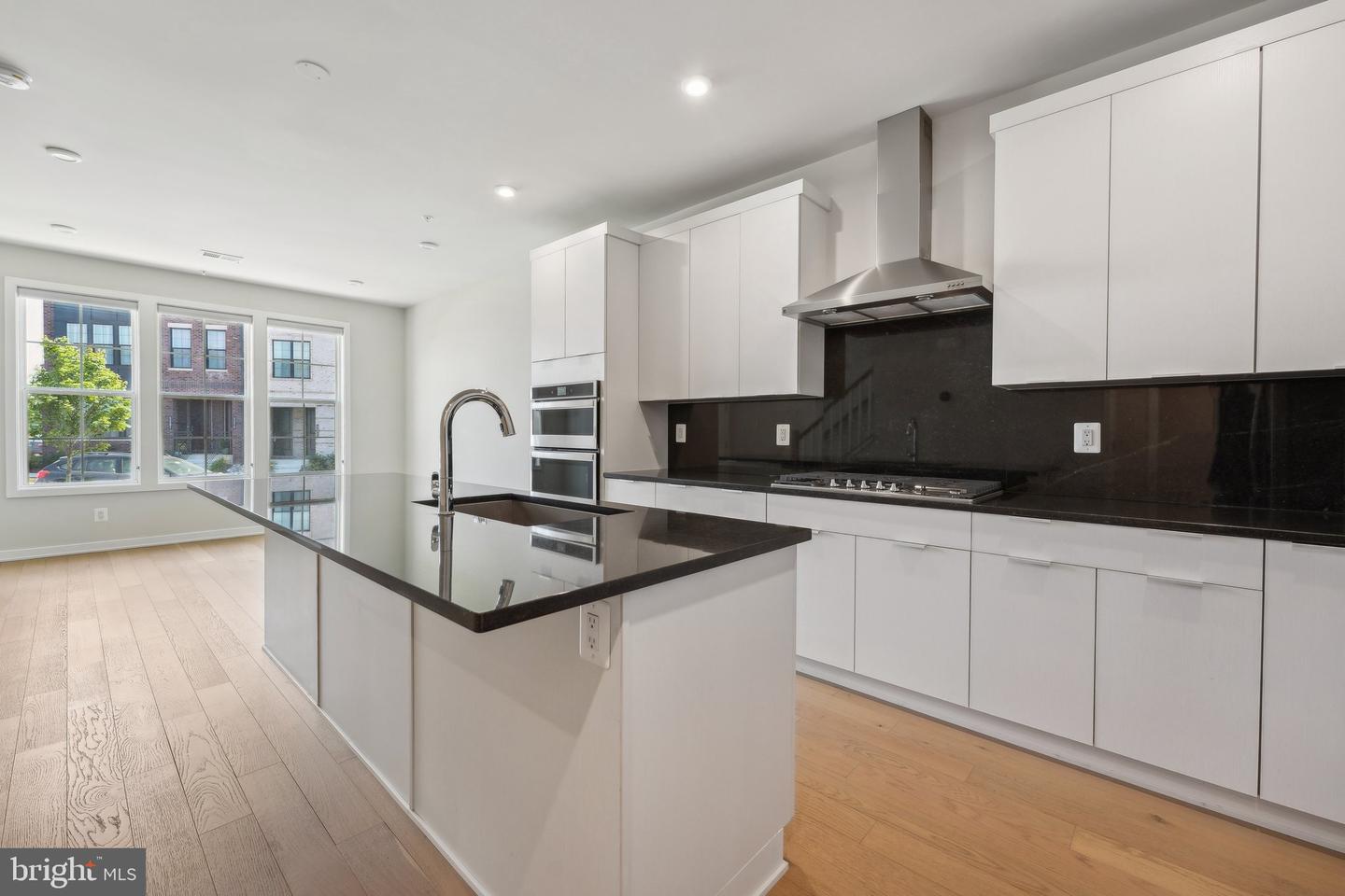22328 ROANOKE RISE TER