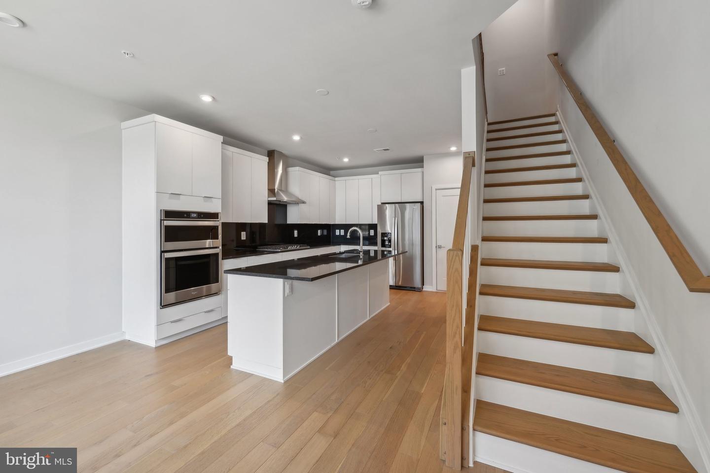22328 ROANOKE RISE TER
