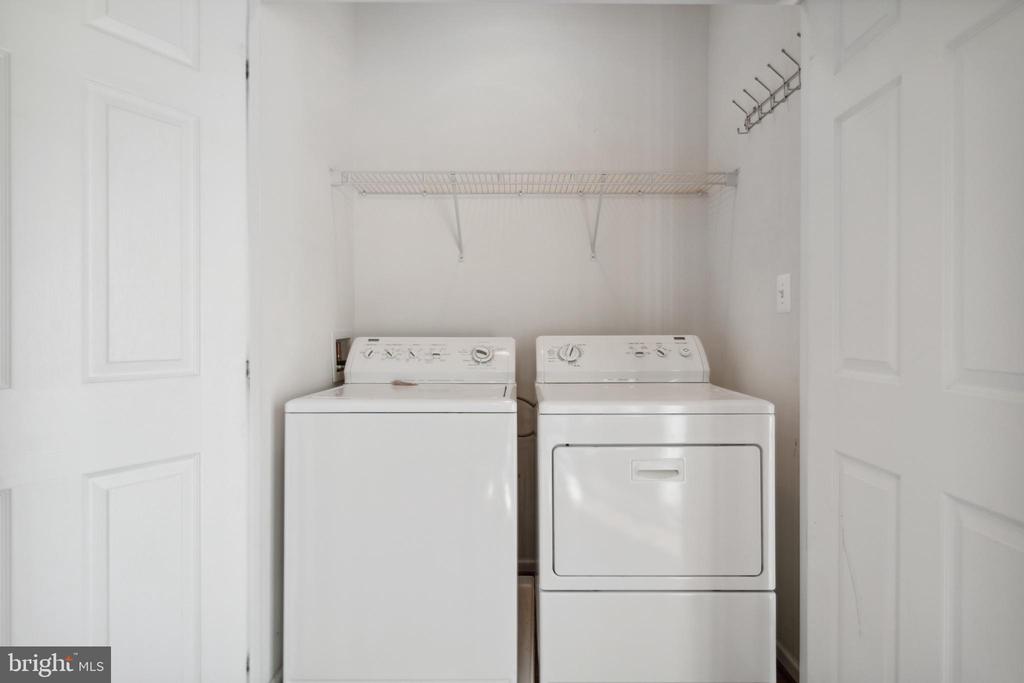 42762 LONGWORTH TER