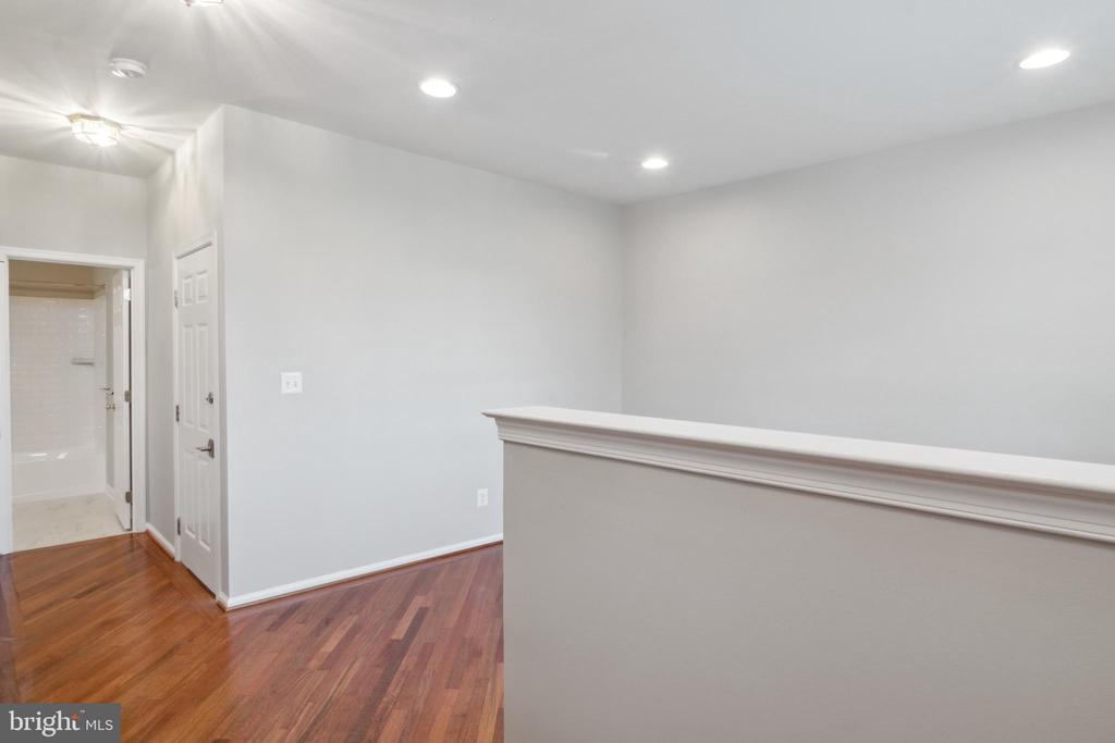 42762 LONGWORTH TER