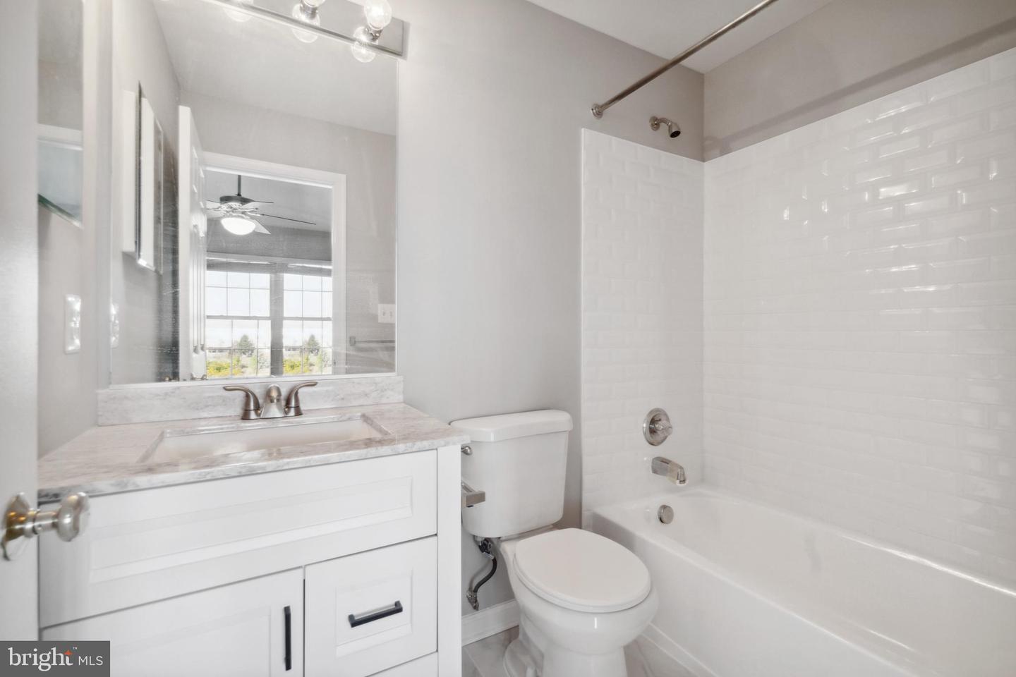 42762 LONGWORTH TER