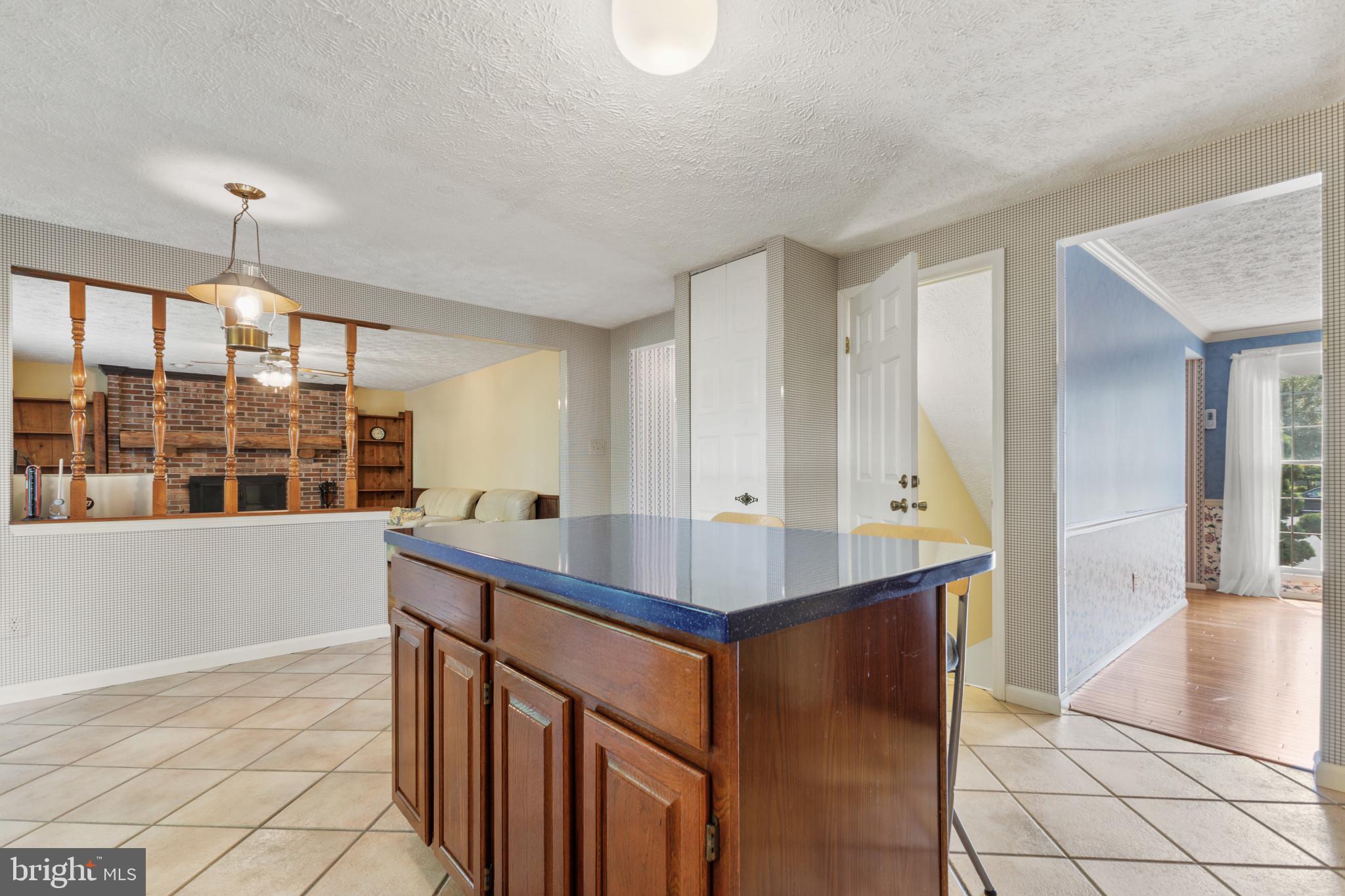 606 Jason Ct